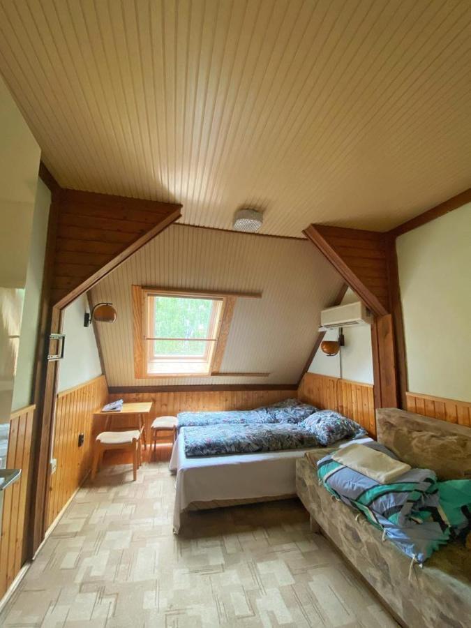 Platan Ueduelo Apartment Balatonlelle Exterior photo